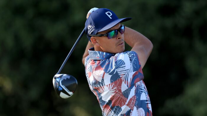 Rickie Fowler: A Golf Professional with Style and Substance⛳